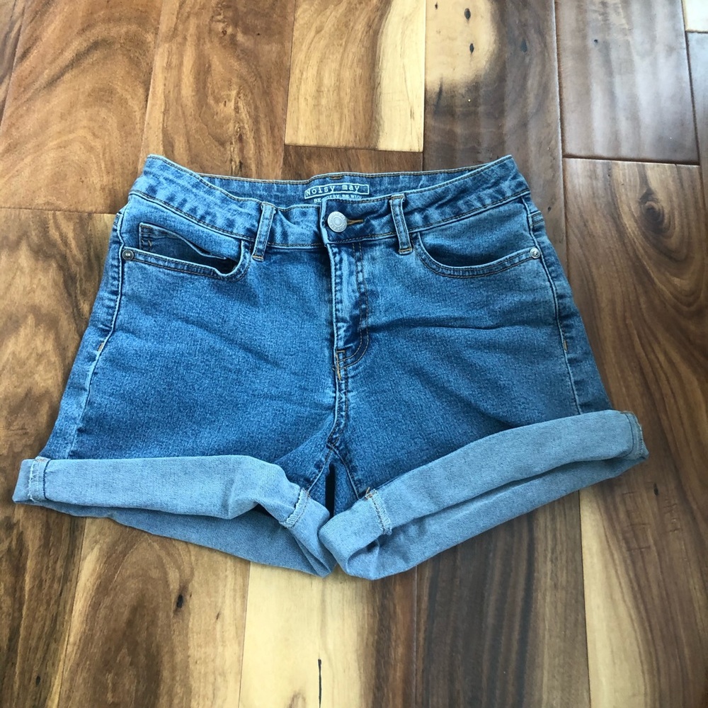 Noisy May Shorts